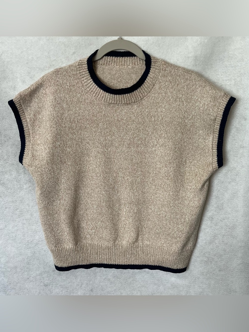 SHEIN Sleeveless Knit Sweater Vest